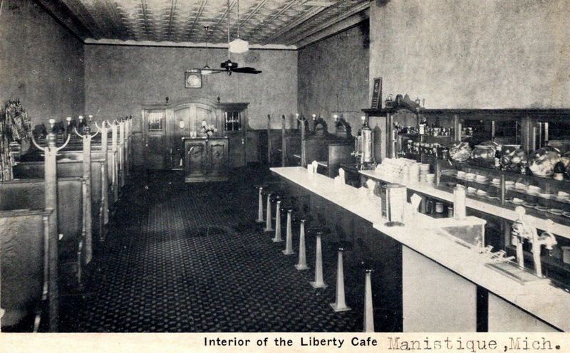 Liberty Cafe (Boardwalk Bar & Grill) - Vintage Postcard (newer photo)
